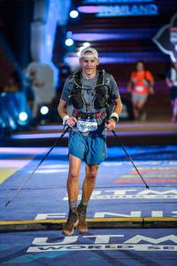 BIB: 9040
                            <button type="button" onclick="openModal(22758308)" class="btn btn-primary btn-sm float-right btn-popup" data-toggle="modal" data-target=".modal-high-quality">
                        <i class="fas fa-shopping-cart"></i> Add to Cart
                    </button>
                                            <button type="button" onclick="isThisMe(22758308, true)" class="btn btn-success btn-sm float-right btn-popup btn-isme hidden" data-toggle="tooltip" data-placement="bottom" title="นี่คือรูปของคุณใช่ไหม คลิกที่นี่เพื่อเอาเข้าอัลบั้ม">
                        <i class="fas fa-plus"></i> Add to album
                    </button>
                    <button type="button" onclick="isThisMe(22758308, false)" class="btn btn-warning btn-sm float-right btn-popup btn-isnotme hidden">
                        <i class="fas fa-ban"></i> Remove from album
                    </button>